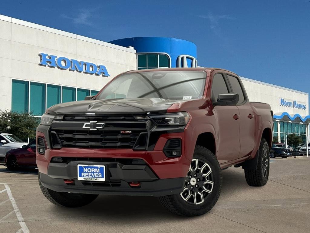 Used 2024 Chevrolet Colorado Z71 w/ Advanced Trailering Package