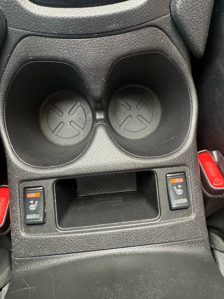 Used 2019 Nissan Rogue SV w/ Premium Package image 9