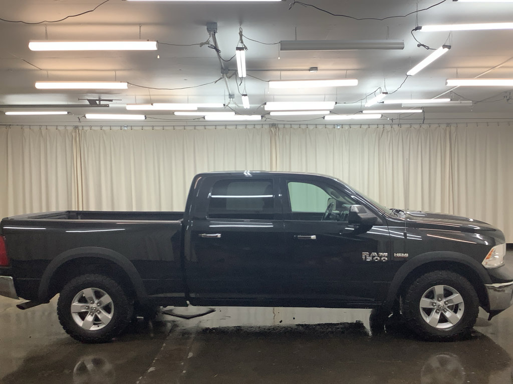 Used 2018 RAM 1500 Classic SLT image 5