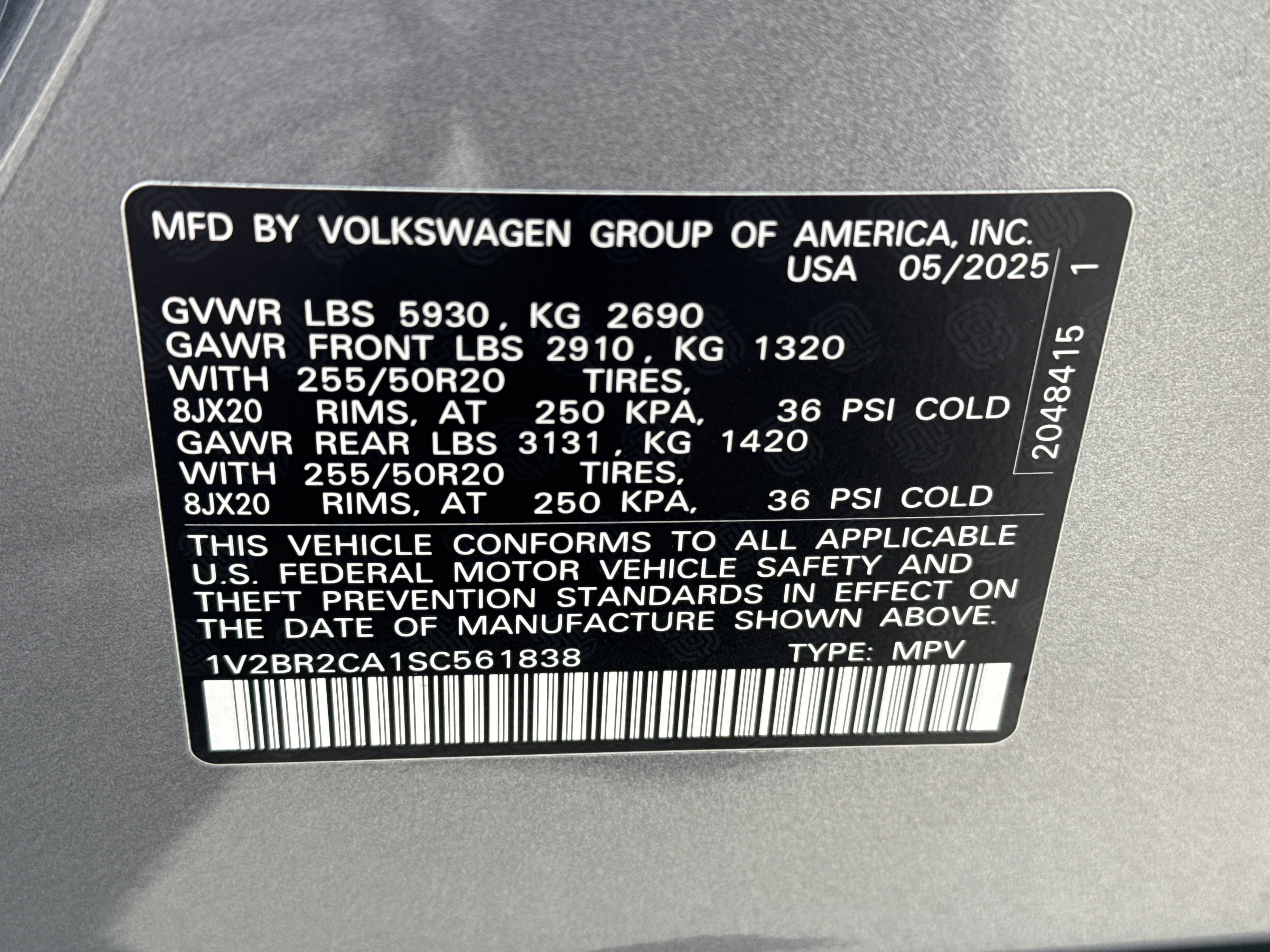 Used 2025 Volkswagen Atlas SEL AWD/4WD image 36