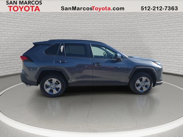 Used 2025 Toyota RAV4 LE image 4