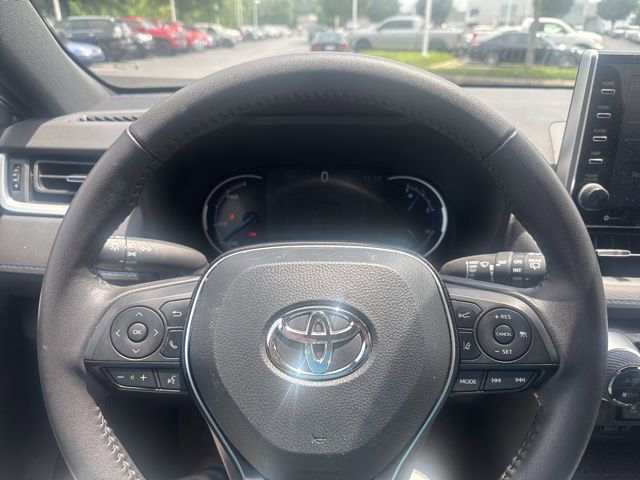 Used 2022 Toyota RAV4 XSE AWD/4WD image 9
