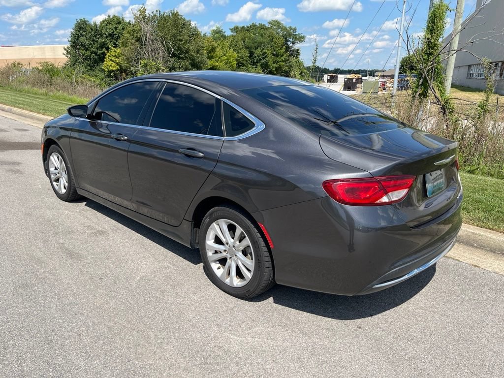 Used 2016 Chrysler 200 Limited FWD image 4
