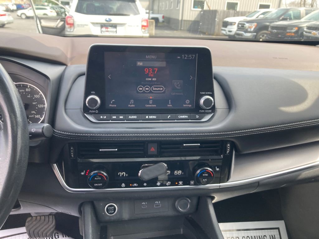 Used 2021 Nissan Rogue SV w/ Premium Package AWD/4WD image 22