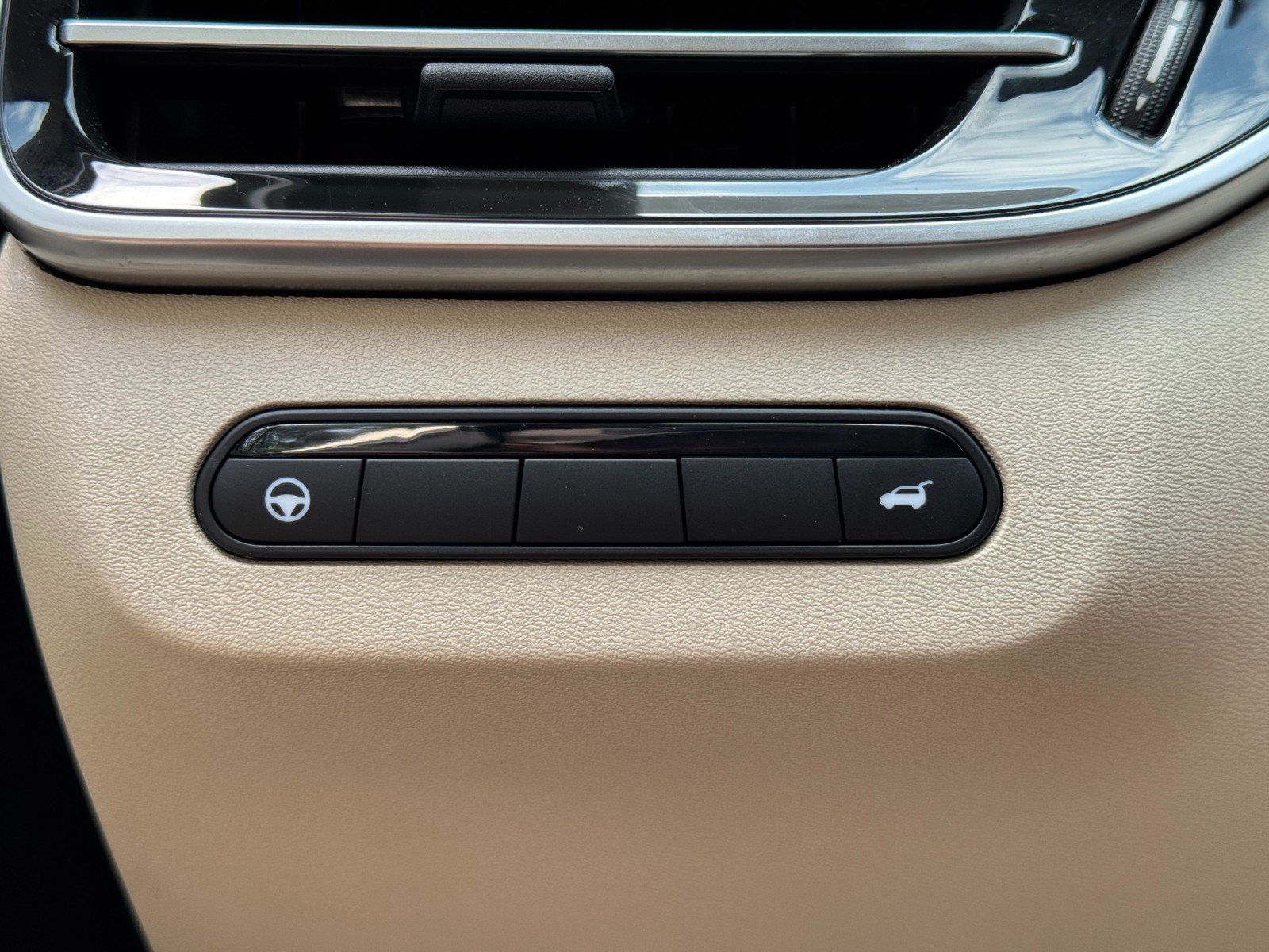 Used 2025 INFINITI QX60 Luxe FWD image 20