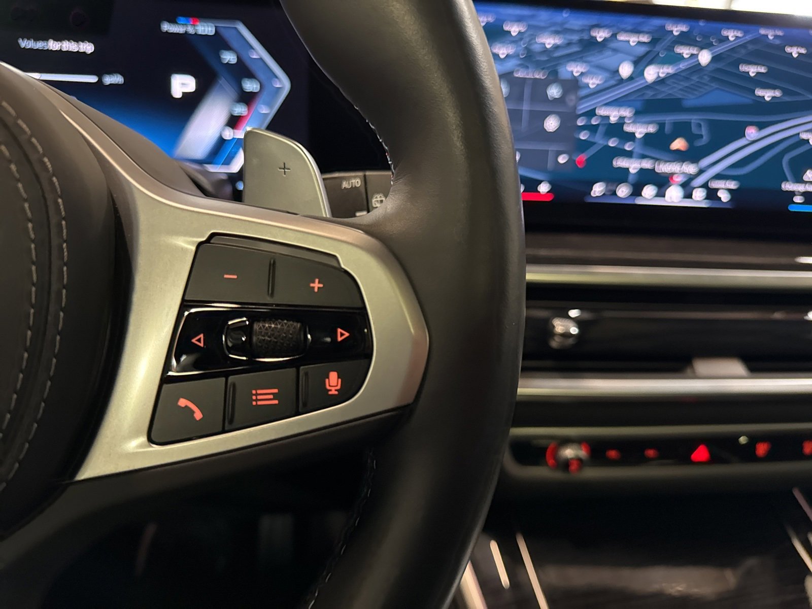 Used 2025 BMW X5 M60i image 37