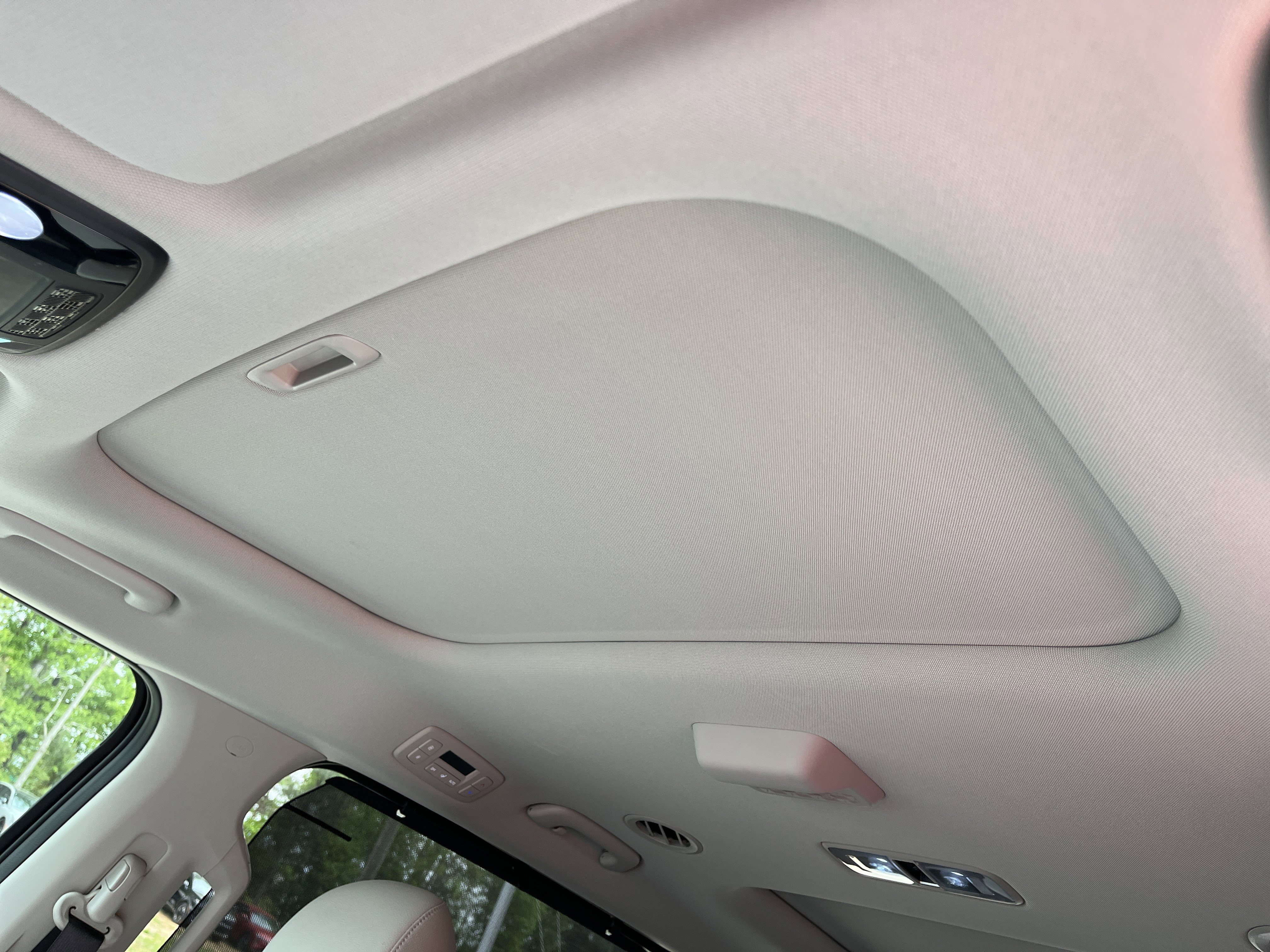 Used 2025 Kia Carnival SX Prestige FWD image 18