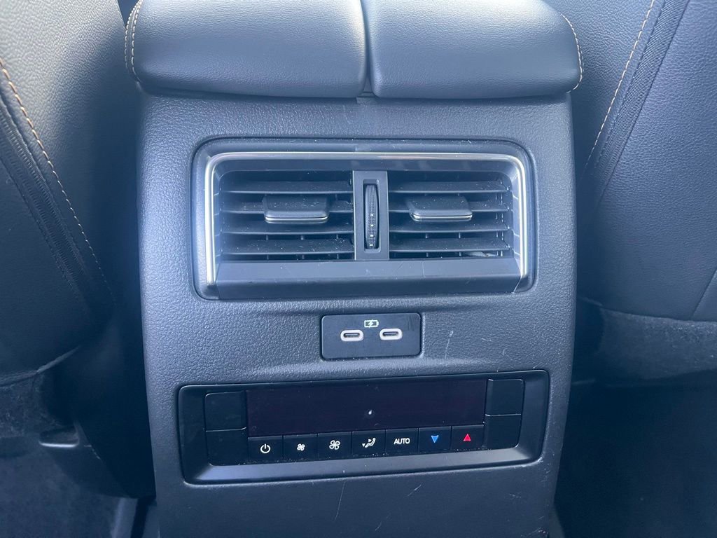 Used 2024 MAZDA CX-90 3.3 Turbo w/ Preferred Package image 22