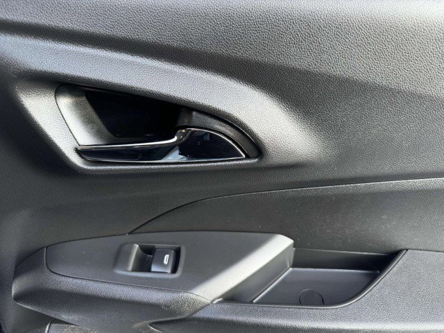 Used 2024 Chevrolet Trax ACTIV w/ Driver Confidence Package image 38