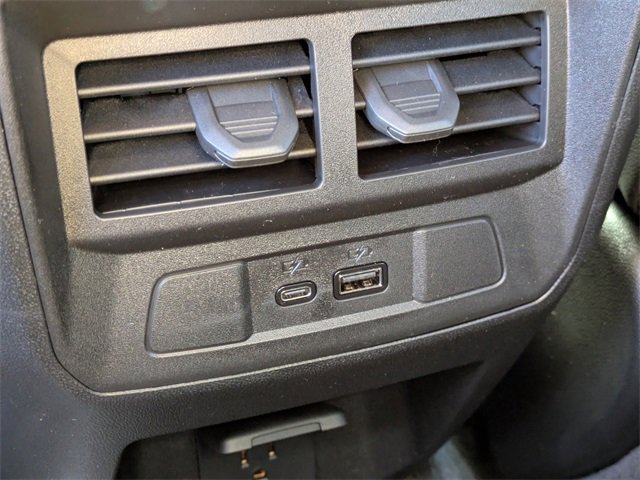 New 2026 GMC Canyon Elevation w/ Convenience Package image 15