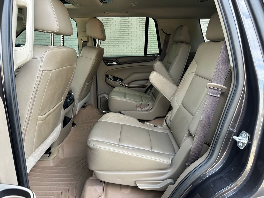 Used 2017 GMC Yukon SLT w/ Premium Edition image 29