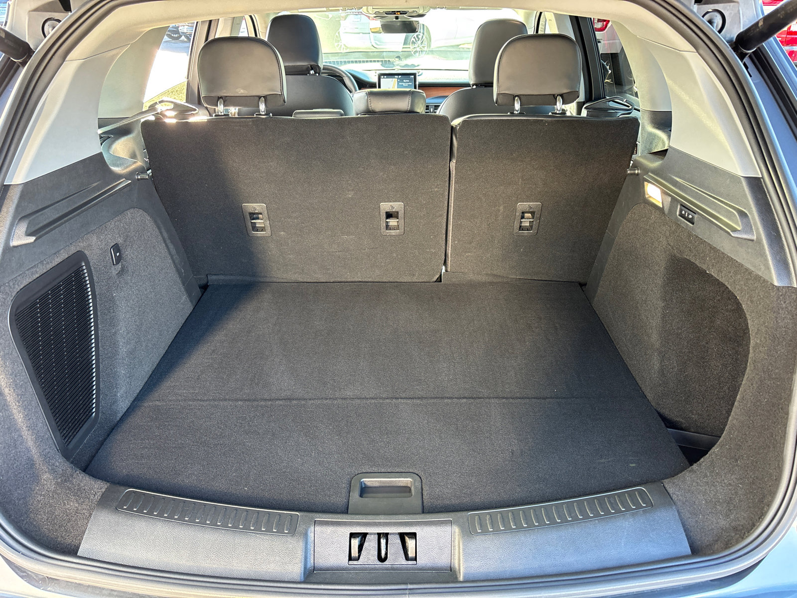 Certified 2022 Lincoln Corsair Reserve w/ Elements Package image 9