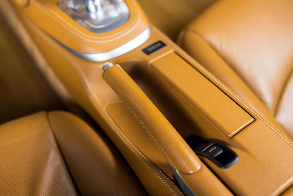 Used 2011 Porsche 911 Turbo S image 36