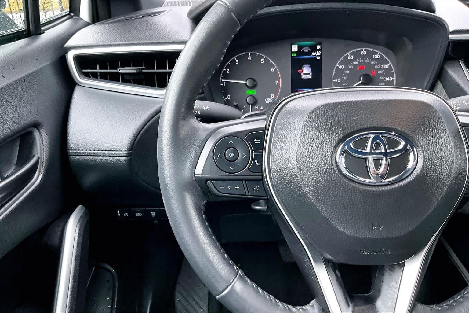 Certified 2024 Toyota Corolla Cross AWD Hybrid image 24