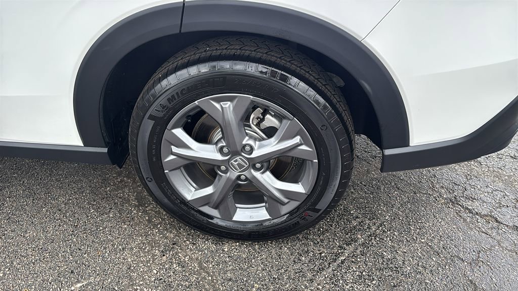 Certified 2026 Honda HR-V LX image 9
