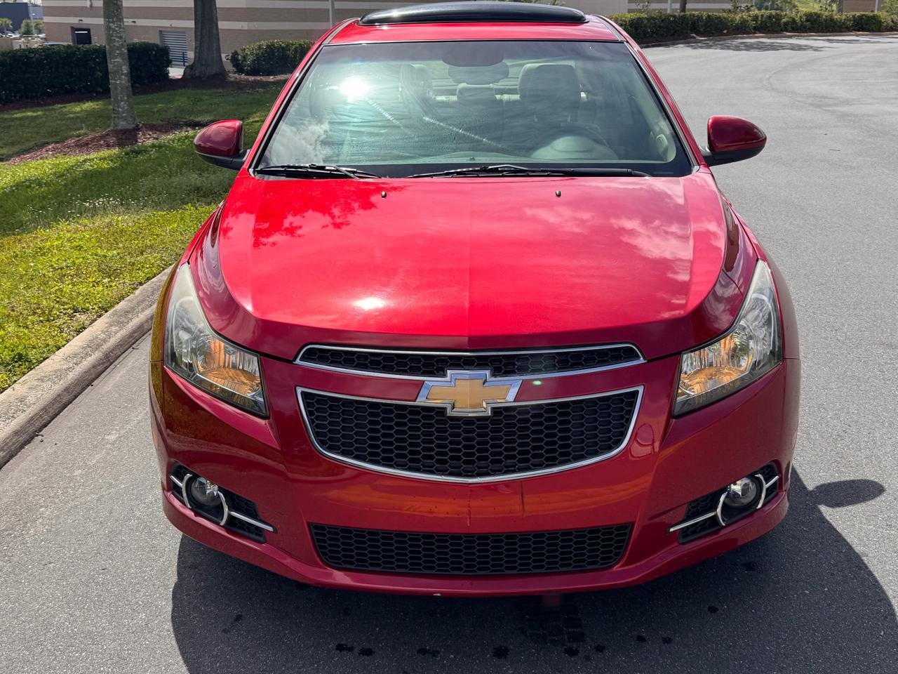 Used 2011 Chevrolet Cruze LTZ w/ RS Package FWD image 5