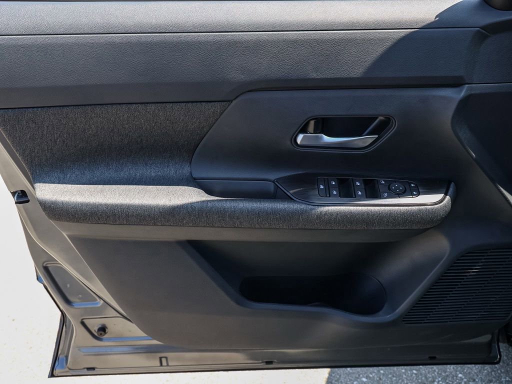 New 2026 Nissan Kicks SV FWD image 21