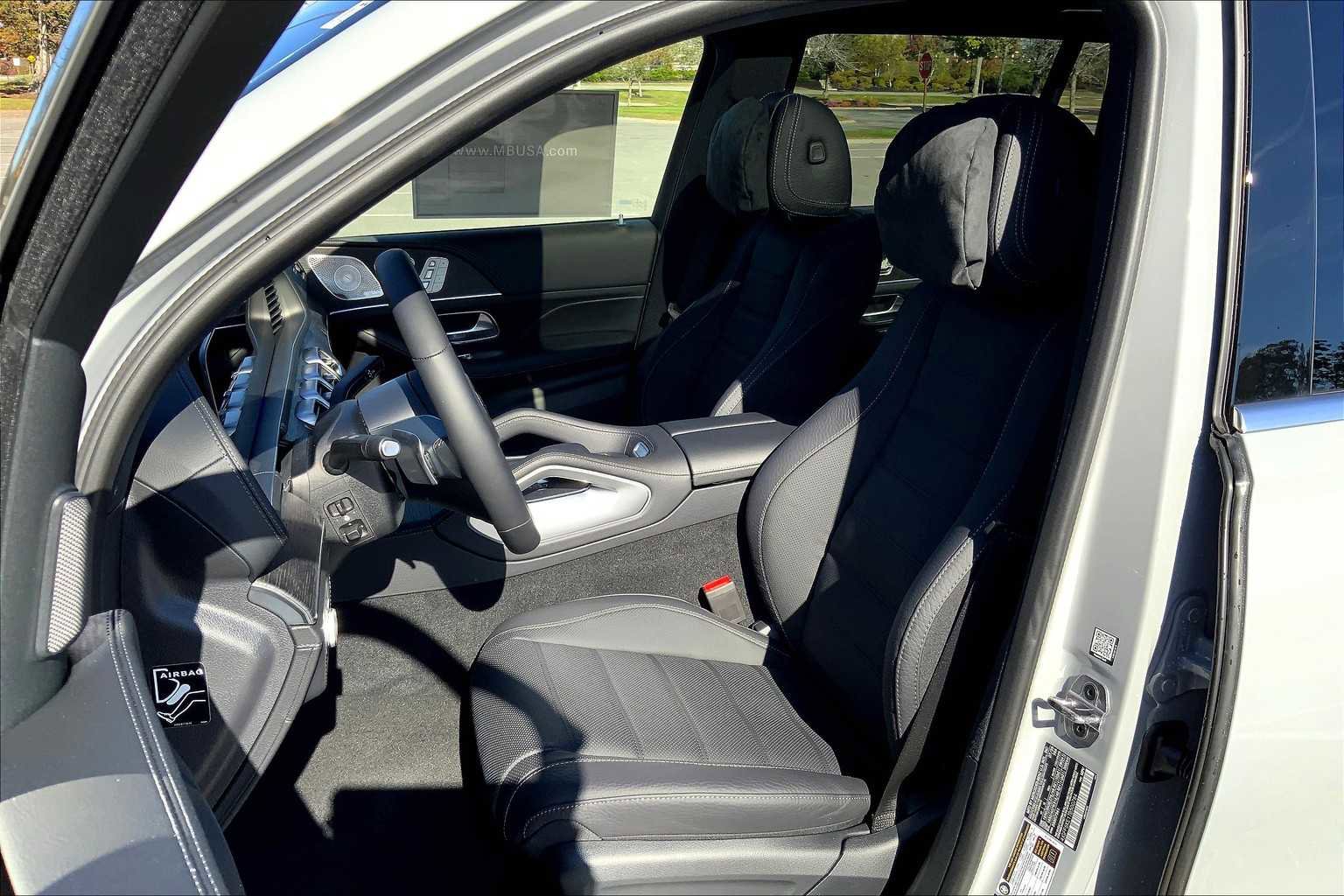 New 2026 Mercedes-Benz GLS 450 4MATIC image 12