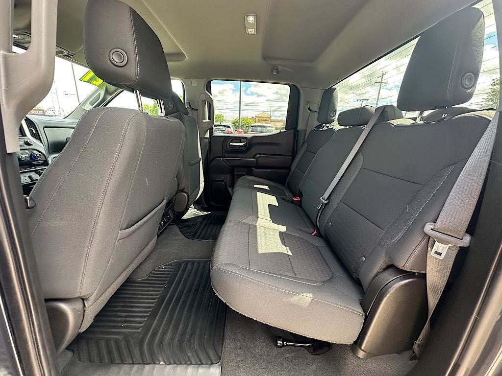Used 2021 Chevrolet Silverado 1500 LT AWD/4WD image 15
