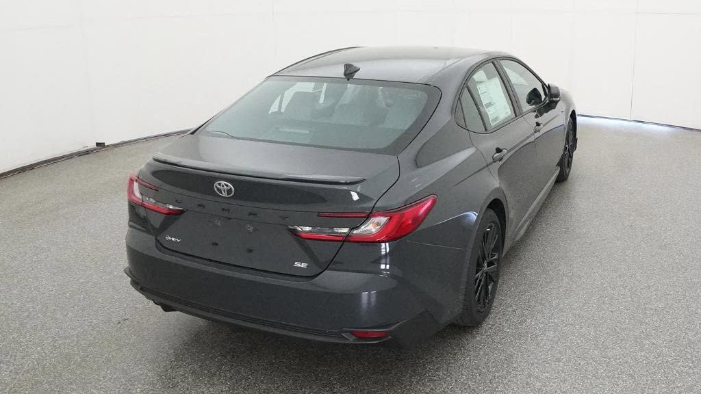 New 2026 Toyota Camry SE FWD image 8