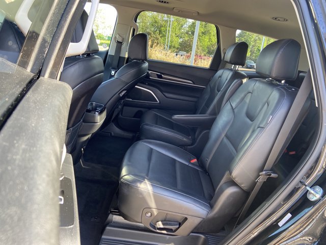 Used 2025 Kia Telluride S image 24