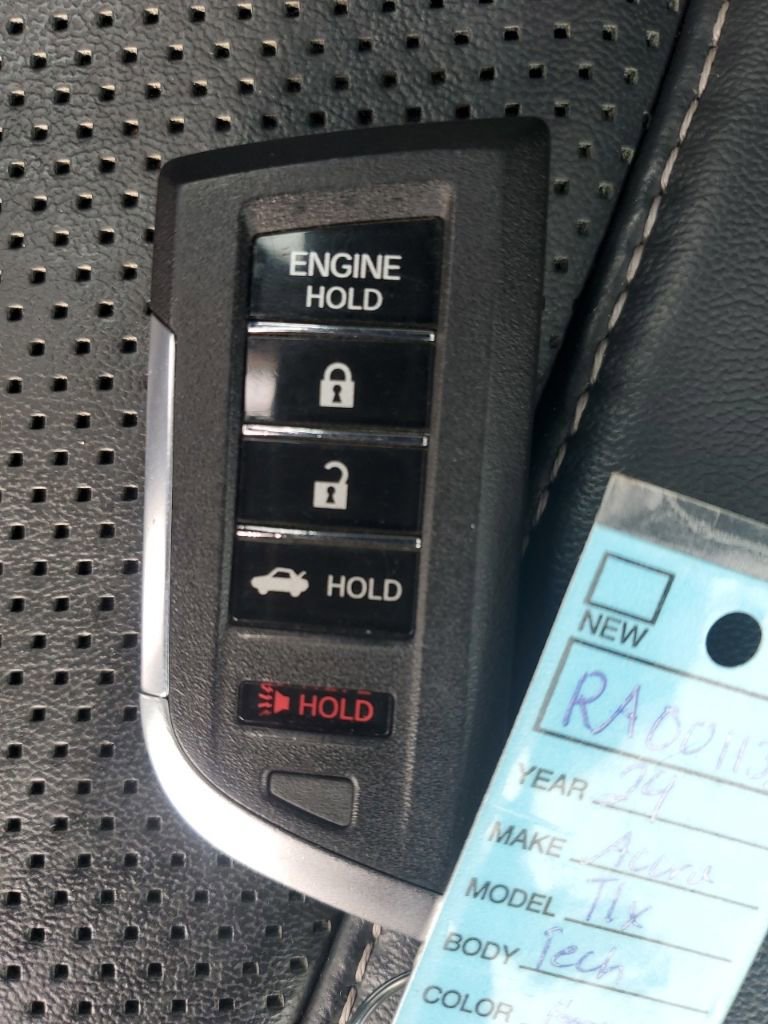 Used 2024 Acura TLX w/ Technology Package image 34