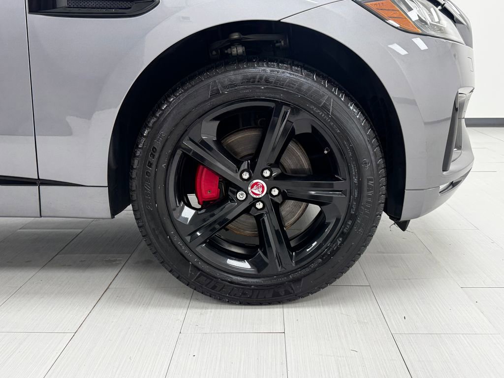 Used 2020 Jaguar F-PACE S image 44