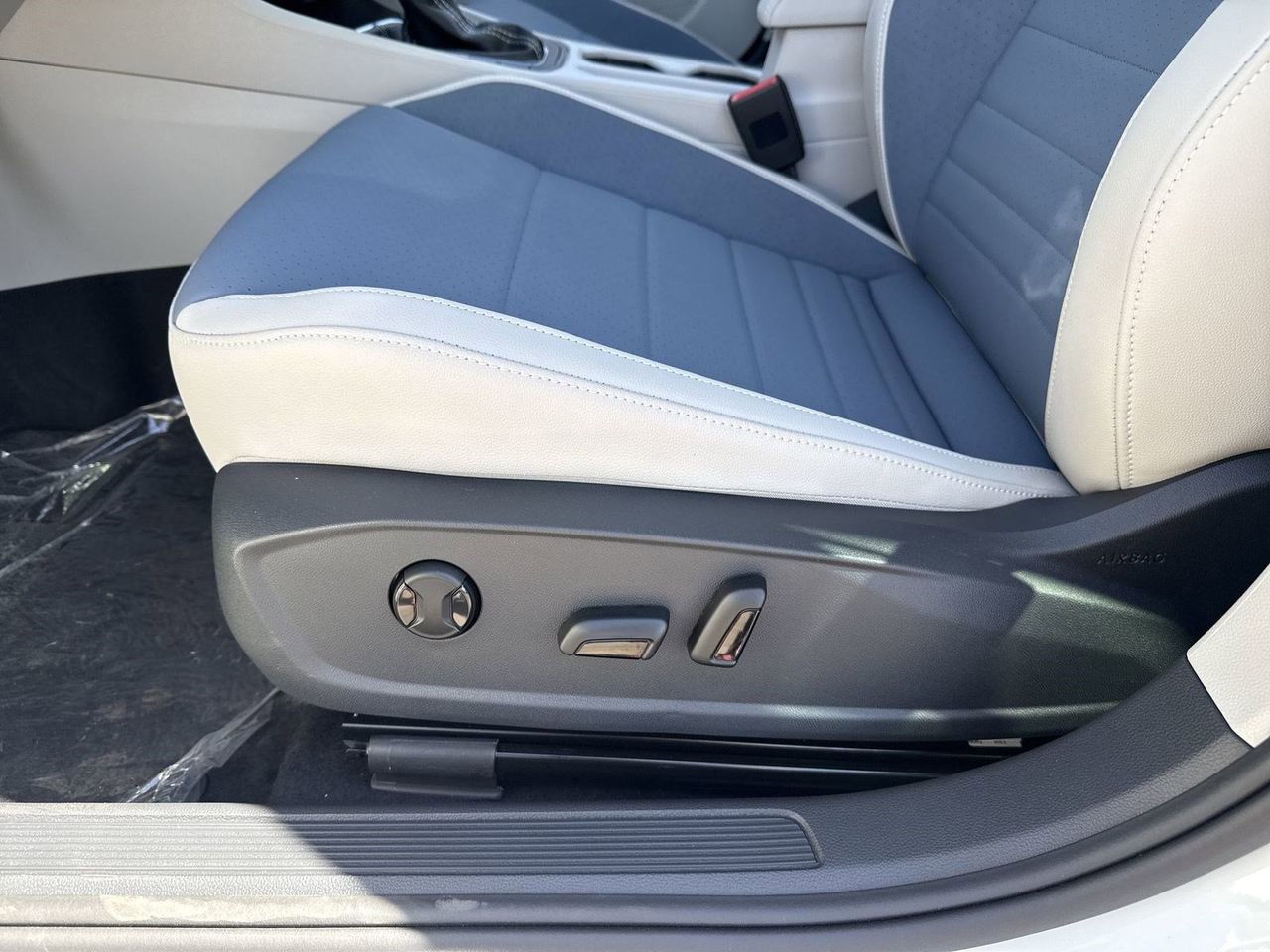 New 2026 Volkswagen Jetta SE image 16