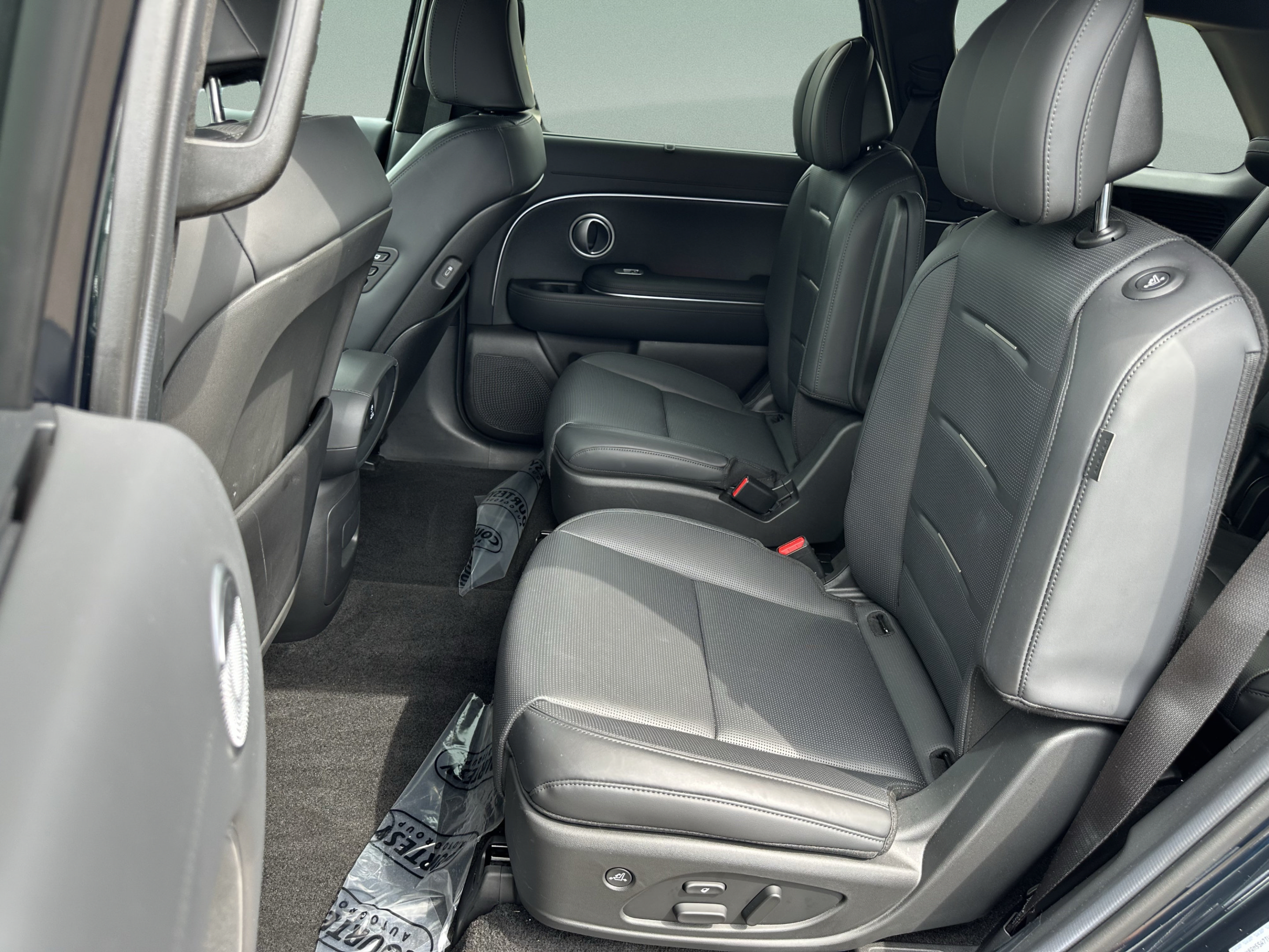 Certified 2026 Hyundai Palisade Calligraphy FWD image 16