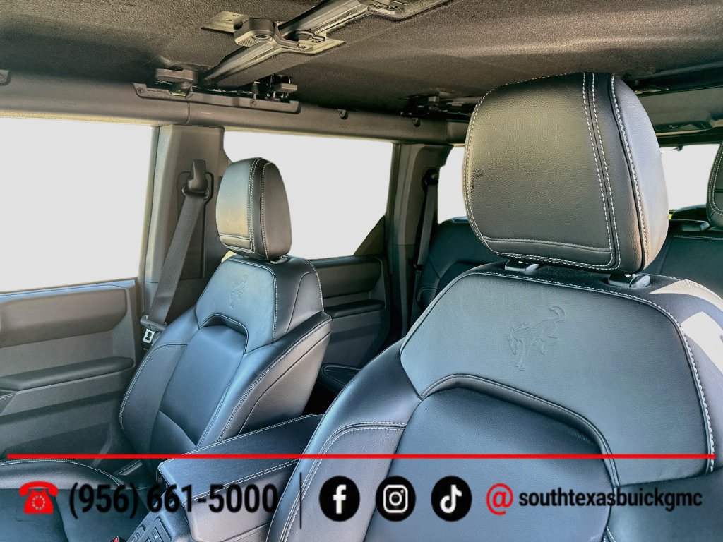 Used 2025 Ford Bronco Outer Banks AWD/4WD image 13