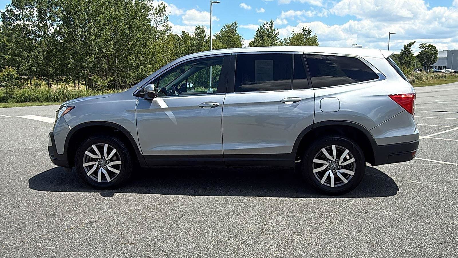 Used 2021 Honda Pilot EX image 12
