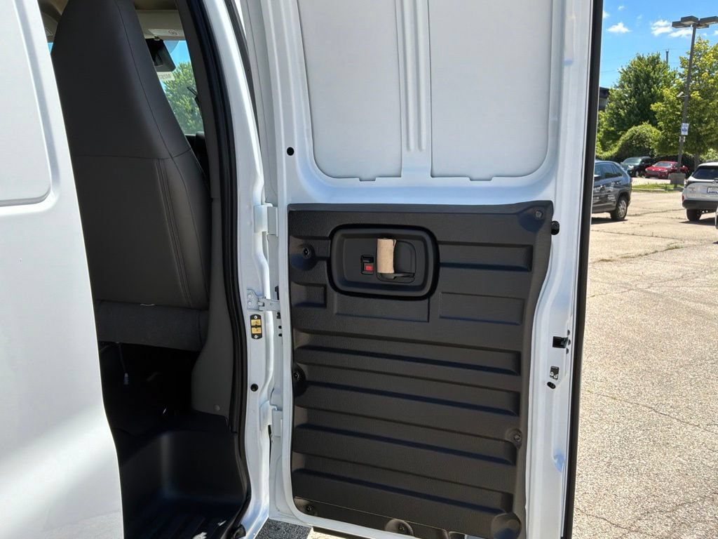 New 2026 GMC Savana 2500 Extended w/ Safety Package RWD image 30