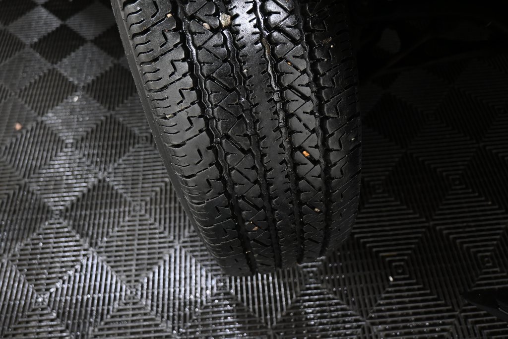 Used 2021 Chevrolet Express 2500 image 16