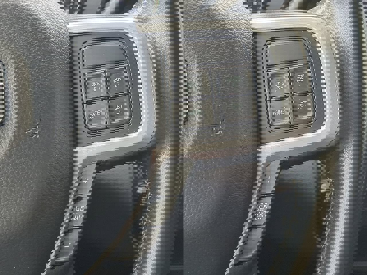 Used 2022 RAM 2500 Big Horn w/ Level C Equiment Group image 27