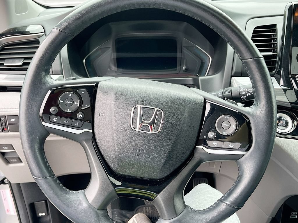 Used 2024 Honda Odyssey Elite image 11