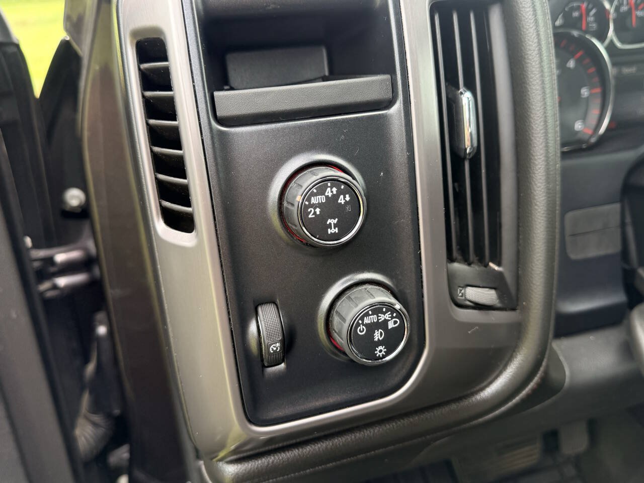 Used 2015 GMC Sierra 1500 SLT AWD/4WD image 18