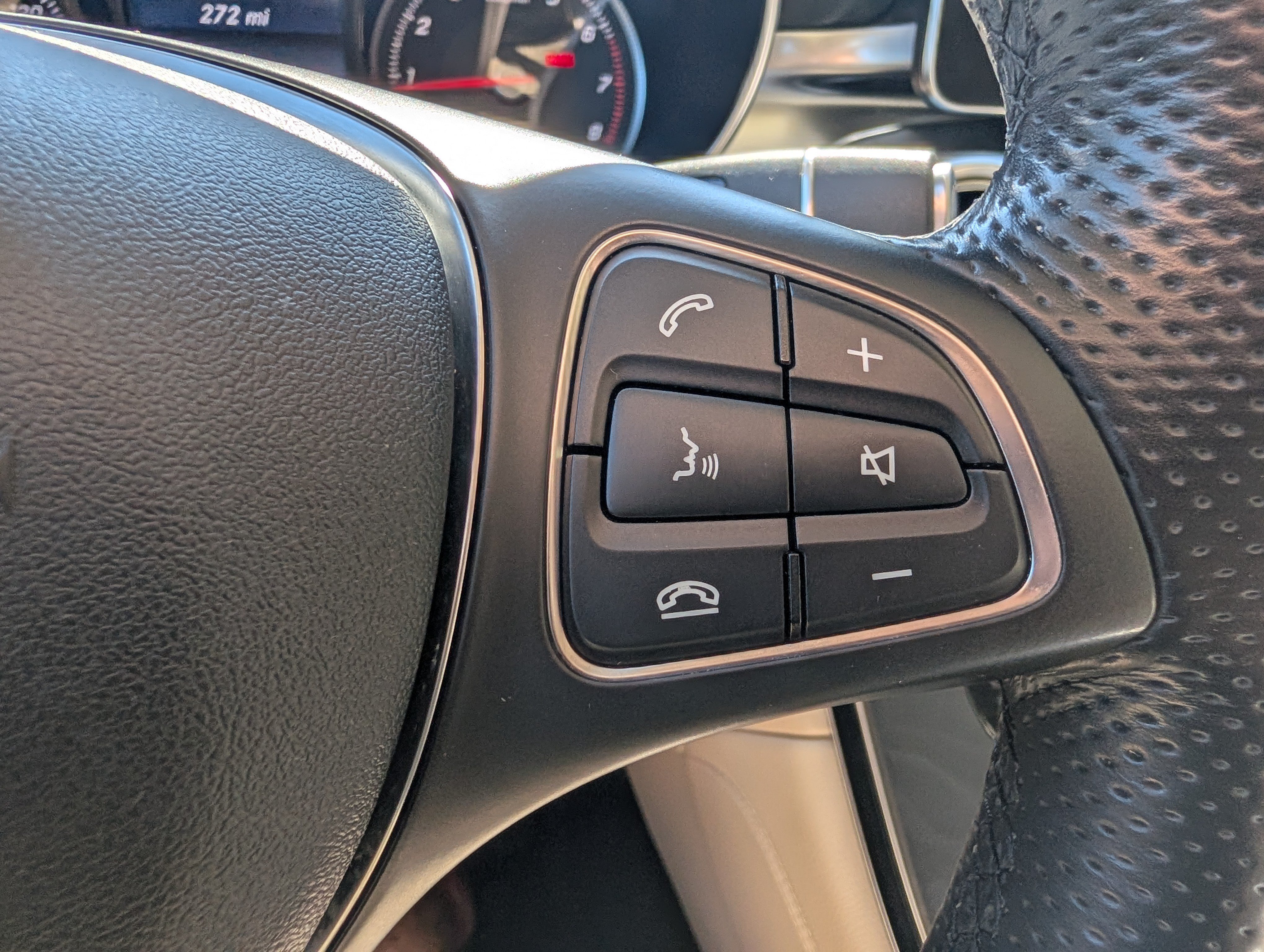 Used 2017 Mercedes-Benz GLC 300 4MATIC image 29