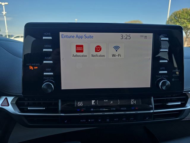 Used 2021 Toyota Sienna XLE image 23