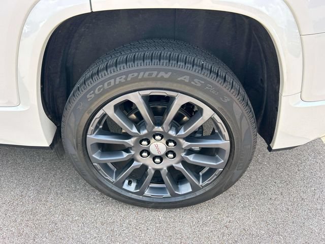Certified 2020 GMC Acadia Denali w/ Technology Package AWD/4WD image 12