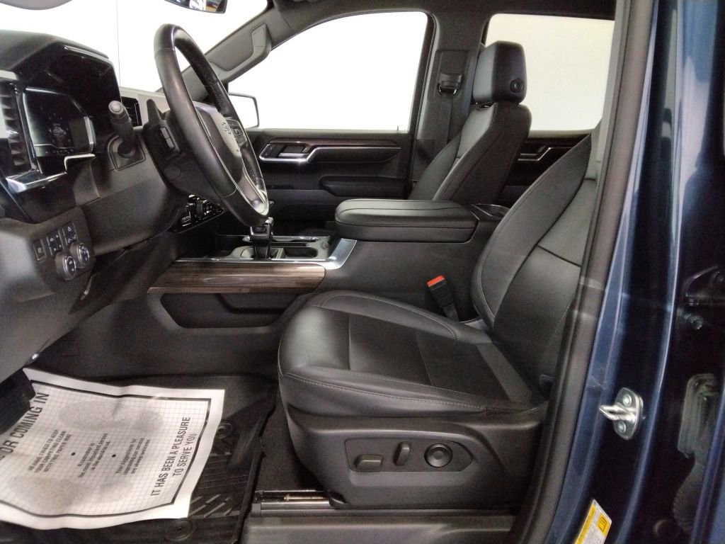 Used 2023 Chevrolet Silverado 1500 RST w/ Convenience Package II image 27