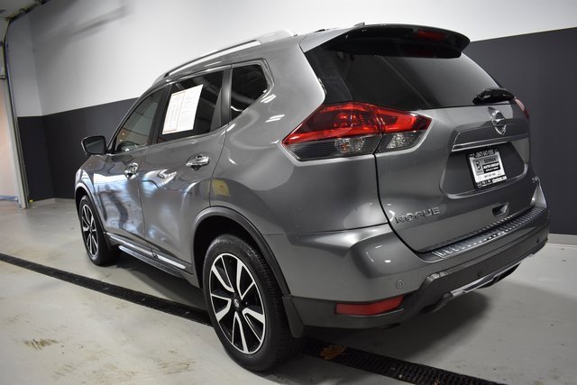 Used 2020 Nissan Rogue SL w/ Premium Package image 3