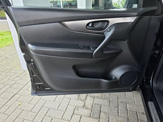Used 2019 Nissan Rogue Sport S AWD/4WD image 19