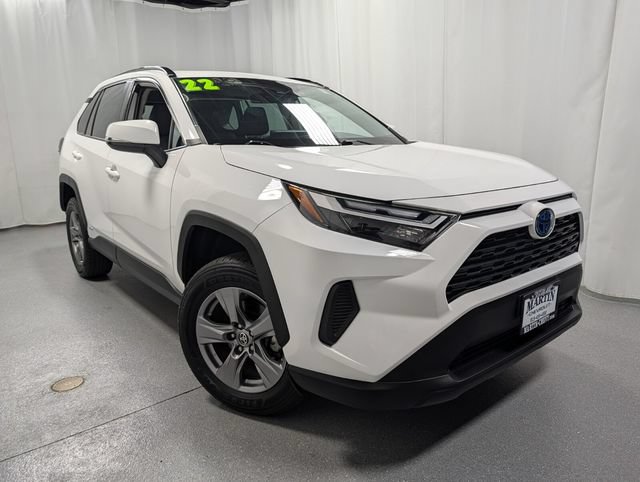 Used 2022 Toyota RAV4 XLE w/ Convenience Package AWD/4WD image 2