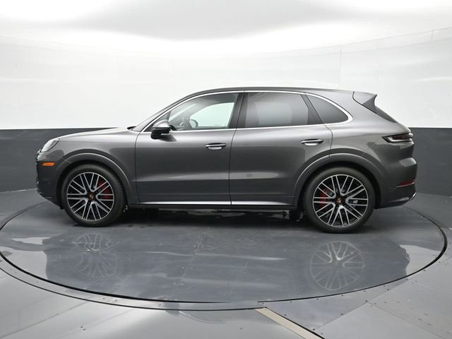 New 2026 Porsche Cayenne S image 2