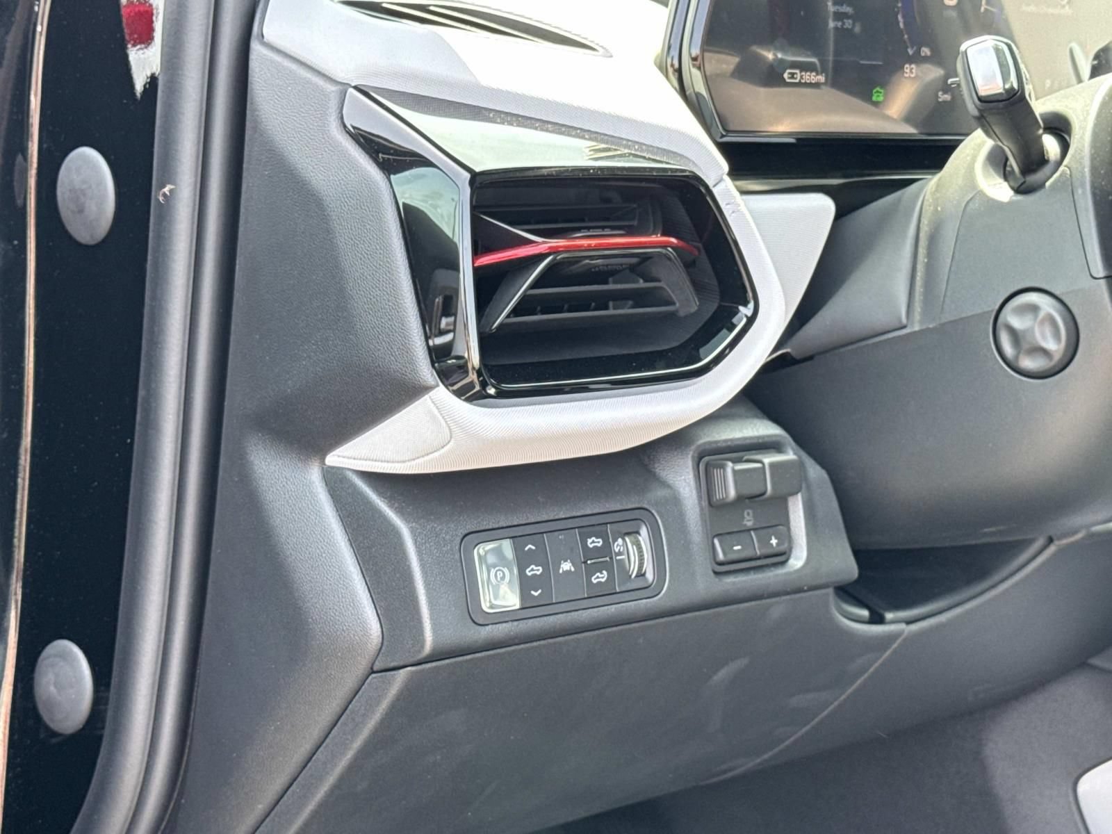 New 2026 Chevrolet Silverado EV 4x4 Crew Cab image 26