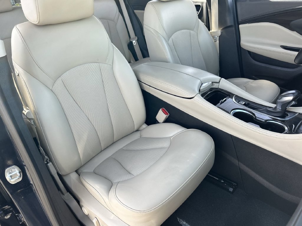 Used 2020 Buick Envision Preferred FWD image 27