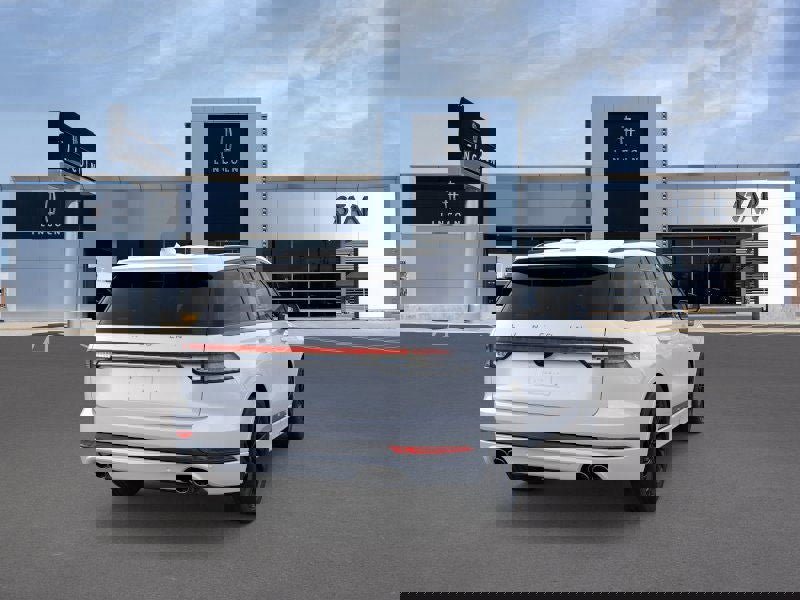 New 2025 Lincoln Aviator Reserve w/ Jet Appearance Package image 8