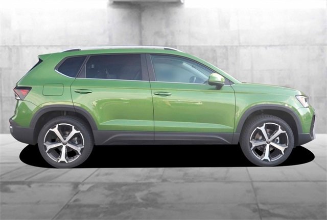New 2025 Volkswagen Taos SEL image 5