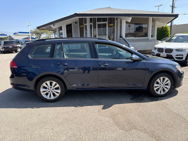 Used 2017 Volkswagen Golf S AWD/4WD image 8