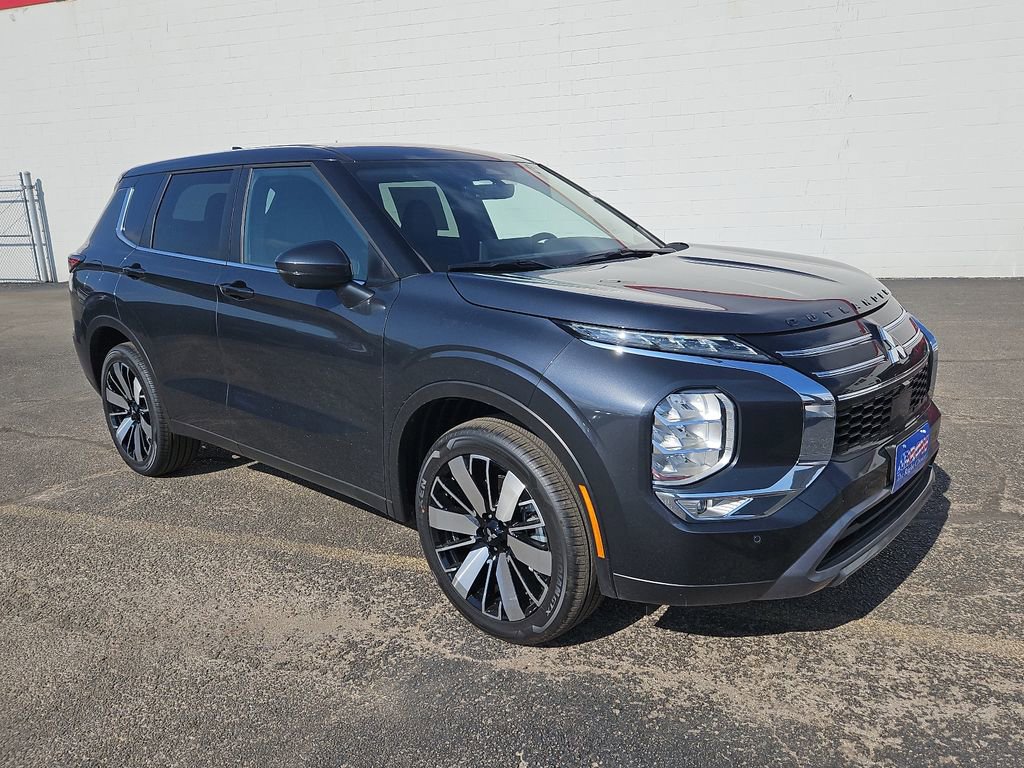 New 2025 Mitsubishi Outlander SE